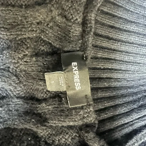 Express Black Cable-Knit Turtleneck Sweater - Picture 3 of 4